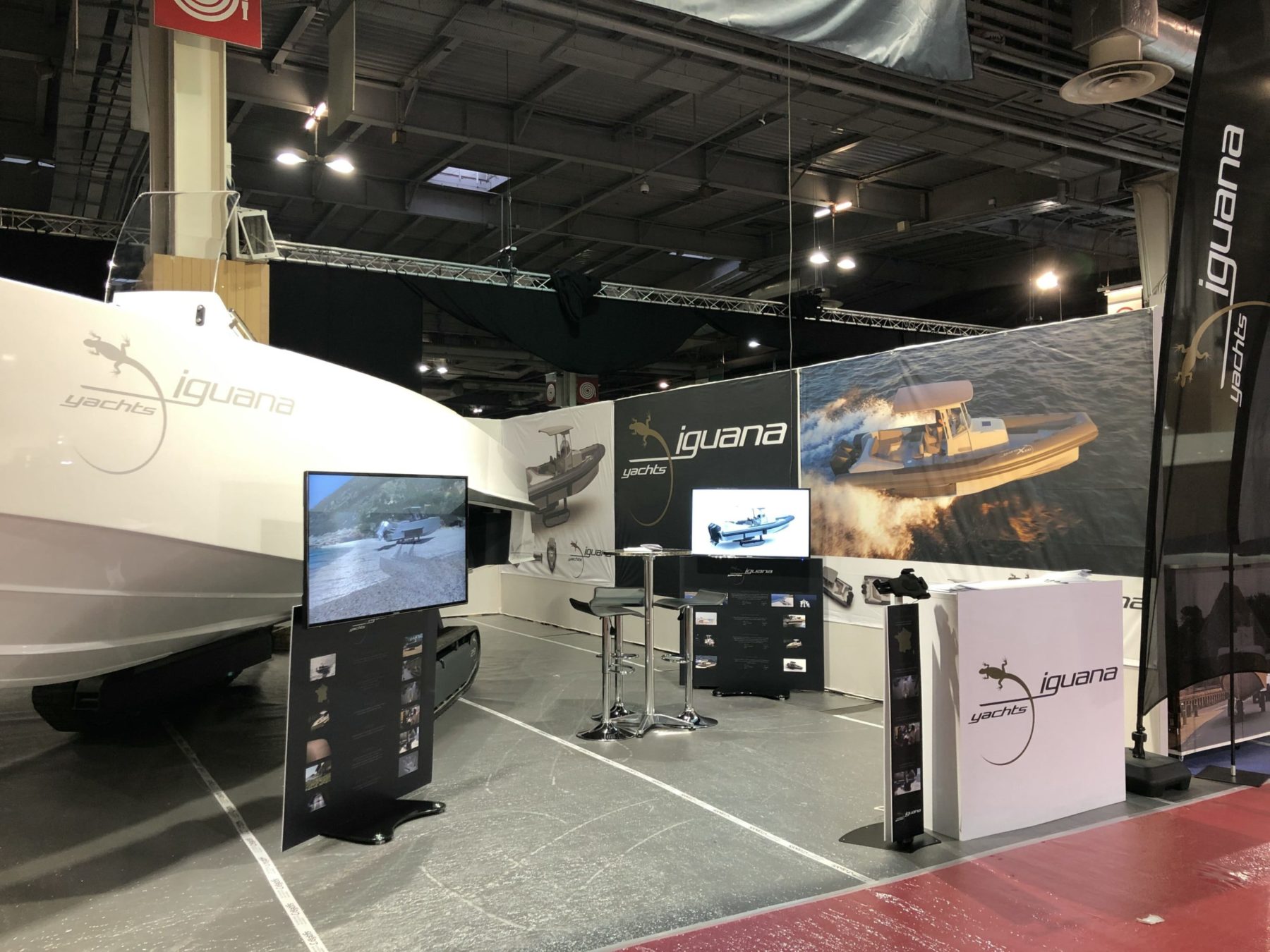 iguana yachts stand in paris