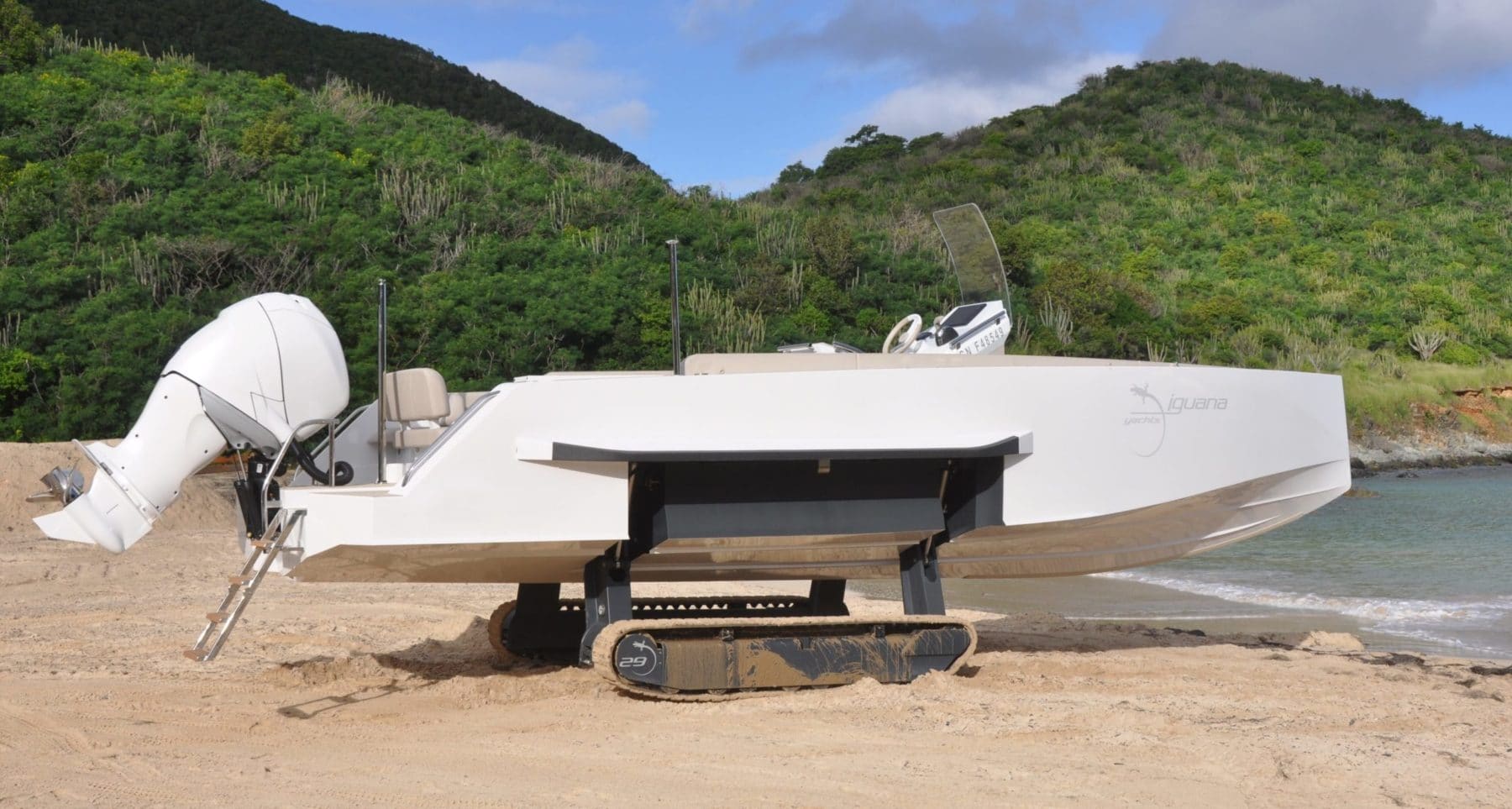 Beach amphibious boat with tracks