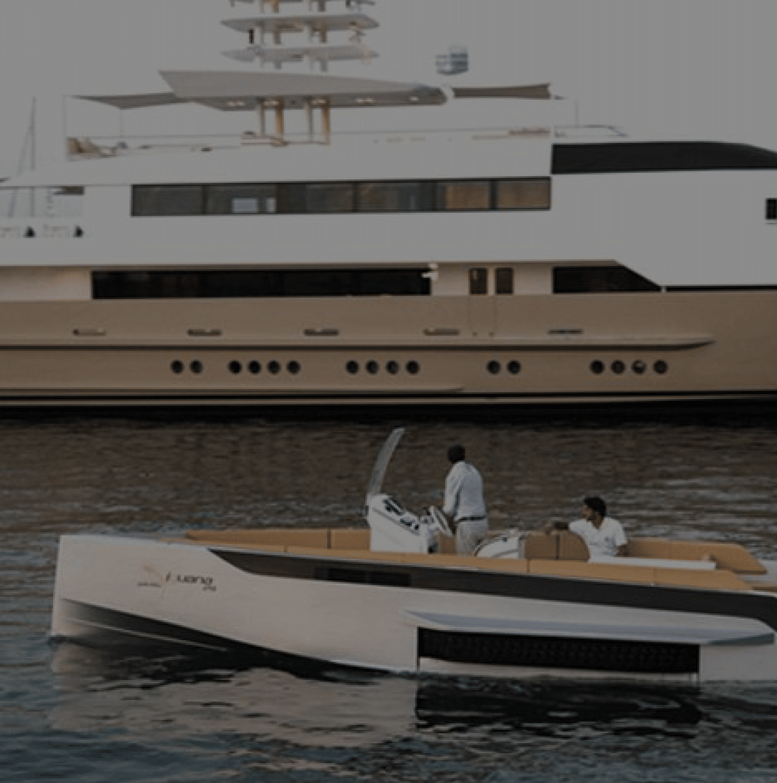 Amphibious tender for superyachts