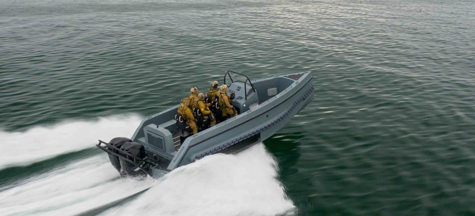 Iguana Pro Interceptor running at sea