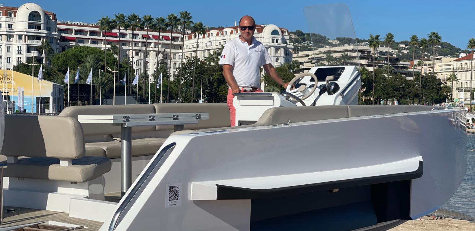 yacht sales manager